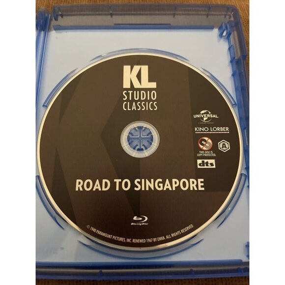 Road to Singapore (Blu-ray) - Bing Crosby, Bob Hope - Kino Lorber - Picture 3 of 4